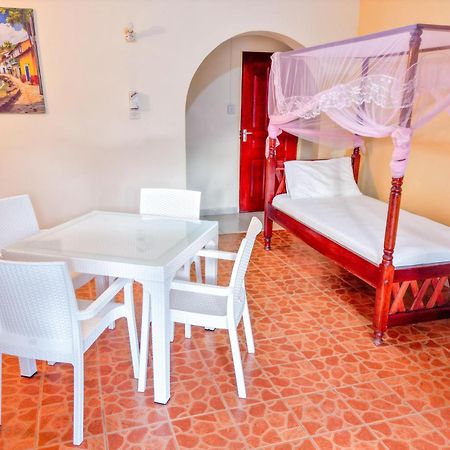 Maasai Resort Mombasa Eksteriør bilde