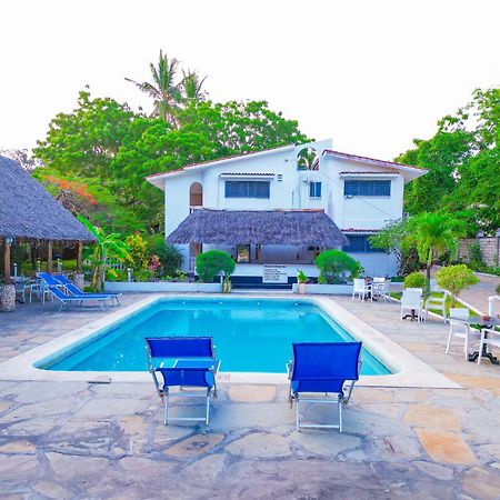 Maasai Resort Mombasa Eksteriør bilde