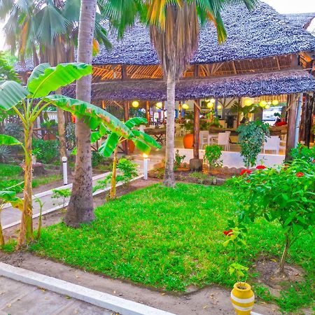 Maasai Resort Mombasa Eksteriør bilde